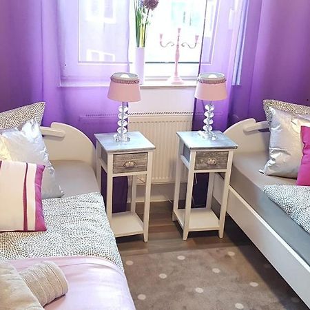 Elena Flat Lavendel Duisburg Zentrum المظهر الخارجي الصورة